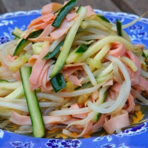 Ensaladas y Rollitos